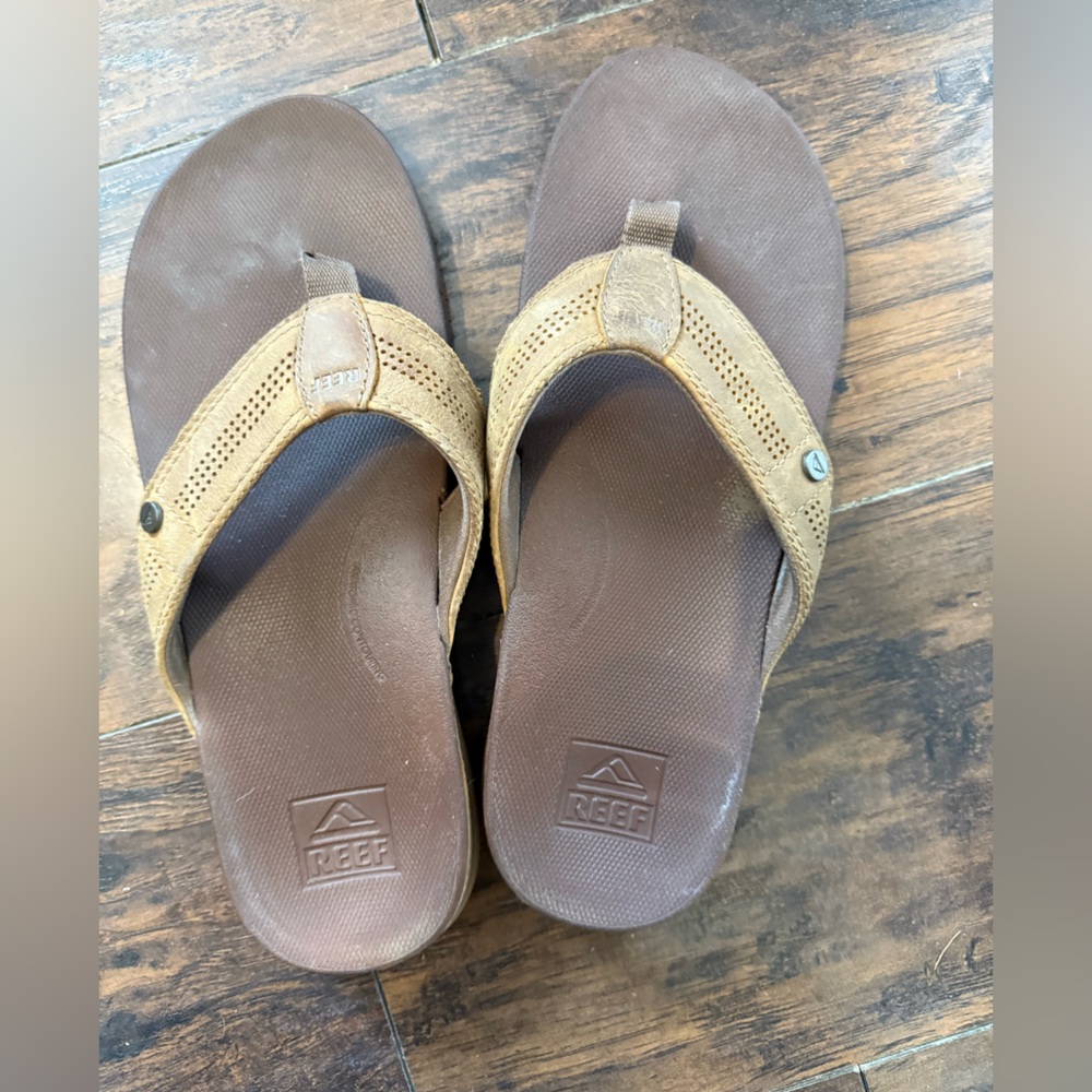 Reef sandals